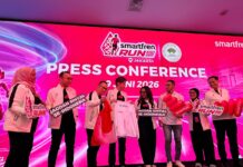 SMARTFREN Perkuat Posisi sebagai “Jagoan Sinyal Se-Indonesia”, Perluas Jaringan ke 400 Kota dan Gelar SF RUN 2026 (ki-ka) Regional Group Head Jakarta Banten XLSMART Rd. Sofia Purbayanti, Core Planning Design & Deployment XLSMART Eben Eliezer Pandapotan, Group Head Marketing SMARTFREN XLSMART Astiyanto Tri Muktiwibowo, Direktur & Chief Commercial Officer XLSMART David Arcelus Oses, Head of Brand Marketing SMARTFREN XLSMART Edtine Pamilien Gensana, Group Head Corporate Communication & Sustainability XLSMART Reza Mirza, Komisi Road Race Event Satyo Haryo Wibisono, dan Race Director SMARTFREN Run Safrita Aryana berfoto bersama usai Press Conference SMARTFREN Run 2026 dan kampanye “Jagoan Sinyal Se-Indonesia” di XLSMART Tower, Jakarta, Selasa (9/6).