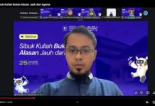 Mahasiswa Perlu Didorong Memperdalam Pemahaman Agama Ahmad Fathan Hidayatullah saat menyampaikan materi Webinar 'Sibuk Kuliah Bukan Alasan Jauh dari Agama' secara virtual, Sabtu (25/7/2026). (foto : istimewa)
