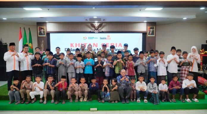 Tahun Baru Islam, Lazismu Bersama RS PKU Solo Khitan Gratis