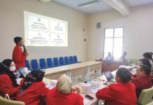 Mahasiswa Kesos UMJT Intervensi Masalah Lansia dan Disabilitas
