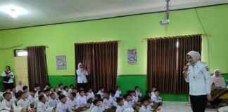 Wawali Surakarta Ajak Murid SD Muhammadiyah 20 Jadi Anak Hebat