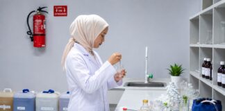 Farmasi UM Bandung Jadi Favorit, Prospek Kerja Menjanjikan