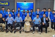 Tujuh Selesai, 18 Mahasiswa FTI UII Berangkat Ikuti Double Degree di NXU Tiongkok Penyambutan dan pelepasan mahasiswa FTI UII yang mengikuti program double degree di Nanjing Xiaozhuang University (NXU), Tiongkok. (foto : istimewa)