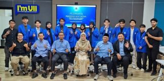 Tujuh Selesai, 18 Mahasiswa FTI UII Berangkat Ikuti Double Degree di NXU Tiongkok Penyambutan dan pelepasan mahasiswa FTI UII yang mengikuti program double degree di Nanjing Xiaozhuang University (NXU), Tiongkok. (foto : istimewa)