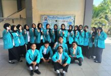 Mahasiswa PLP UMS Hidupkan Mading Kampanye Anti-Bullying