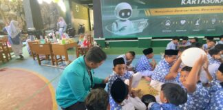Mahasiswa UMS Dampingi FORTASI, Siswa Unjuk Potensi