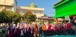 Mahasiswa PLP UMS Tanamkan Kesiapsiagaan Bencana