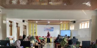 Dosen Ilmu Komunikasi UMS Latih Guru SMK Muhammadiyah 2 Sleman