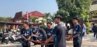 Mahasiswa PLP UMS Bikin HUT RI Makin Semarak