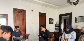 Sadranan Jadi Jembatan Mahasiswa UMS Dekati Warga Seboto