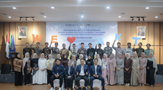 270 Calon Wisudawan FEB UMS Didorong Terus Berkarya