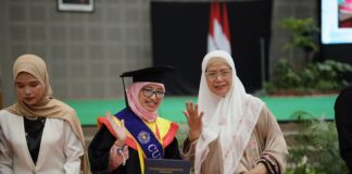 Istri Dubes RI di Kolombia Raih Doktor Hukum di UMS