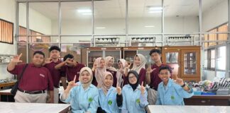 Siswa MA Muhammadiyah Limpung Rasakan Praktikum Biologi di UMS