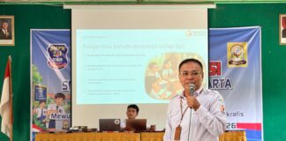 Bawaslu Solo Dampingi 219 Siswa Simulasi E-Voting Pemilos SMPN 24