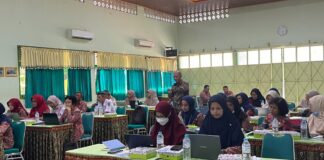 Dosen UMS Dampingi 32 Guru Kembangkan Soal TKA Berbasis AI