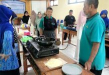 UMS Bekali Guru Muhammadiyah Bayat Keterampilan Usaha Jelang Pensiun