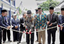 Haedar Nashir dan Wamendikdasmen Resmikan Gedung Baru Pondok Shabran UMS